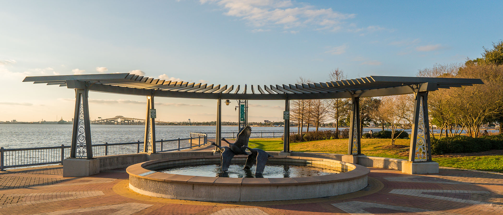 The lakefront pavilion and fountain